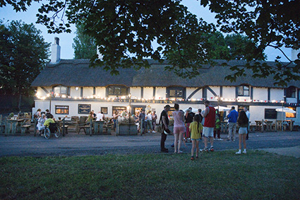 Ye Olde Hob Inn after the performance